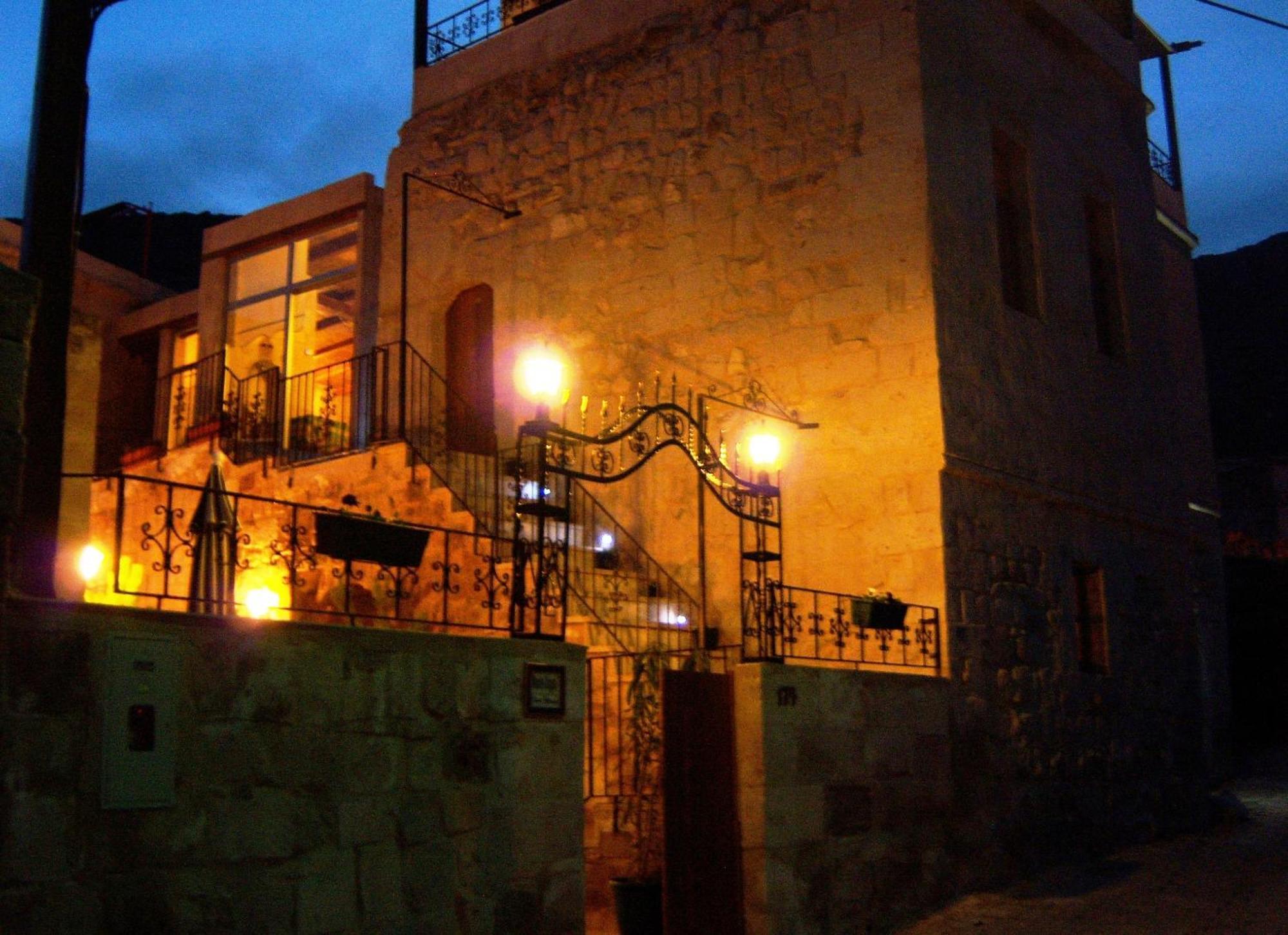 Monte Cappa Cave House Acomodação com café da manhã Ürgüp Exterior foto